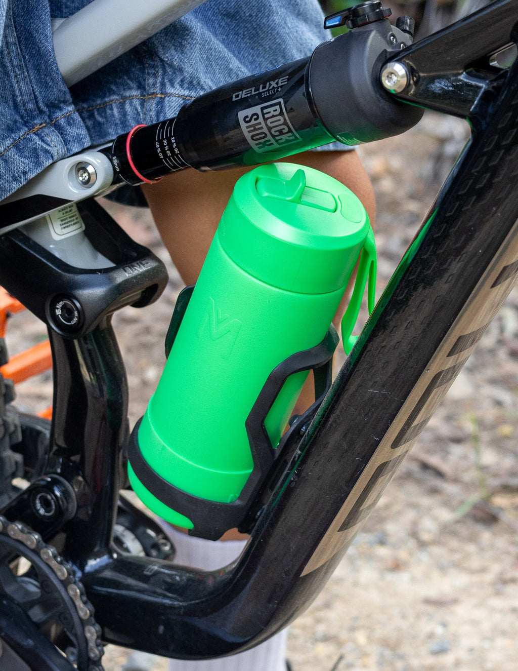 MontiiCo 475ml Fusion Drink Bottle Sipper - Apple