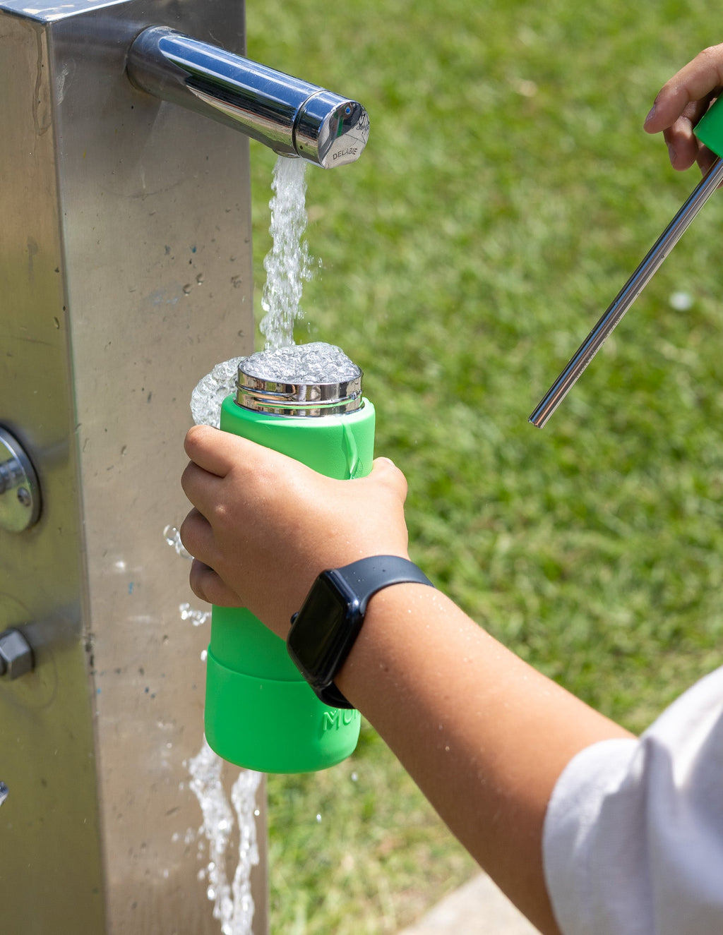 MontiiCo 475ml Fusion Drink Bottle Sipper - Apple